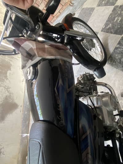 Express E-70 2026 10/10 condition  registered