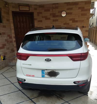 Bumper to Bumper  genuine neat and clean interior