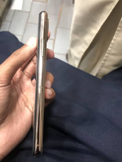 iPhone xs pta approved 64GB