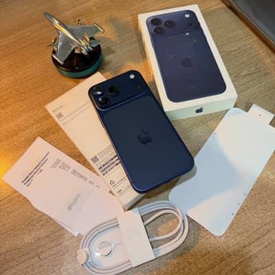 Iphone 17 pro max blue 256gb factory unlocked