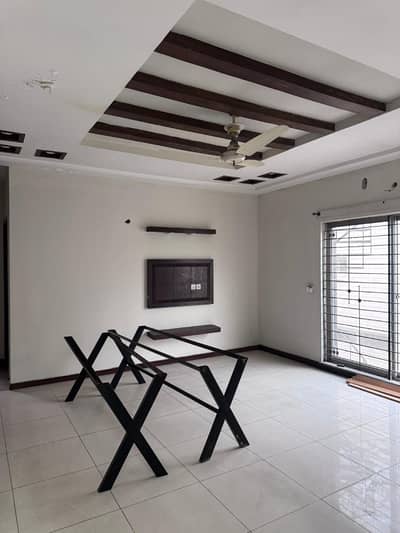 Stunning And Affordable Upper Portion Available For Rent In Valencia Housing Society