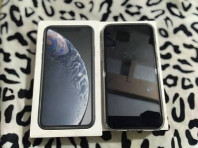 iPhone XR FU box