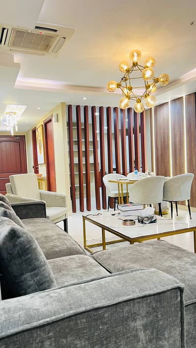 Luxurious 01 Bed Apartment Gold Crest DHA Ph4 on per day rent