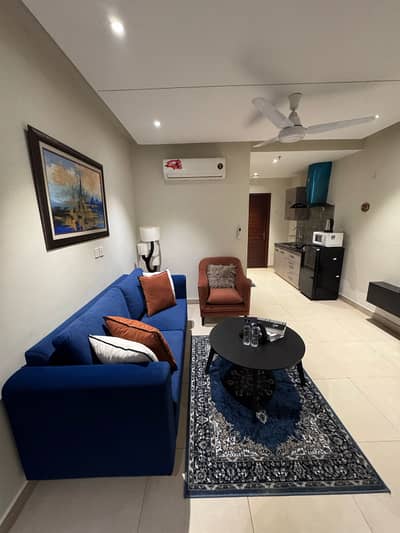 Mini Studio Apartment Indigo Gulberg on per day rent
