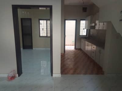 4 Marla House In Military Accounts College Road Near Mazile Chowk