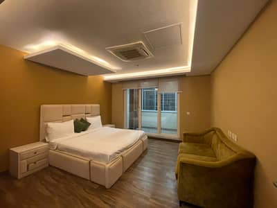 Penta square by DHA phase 5