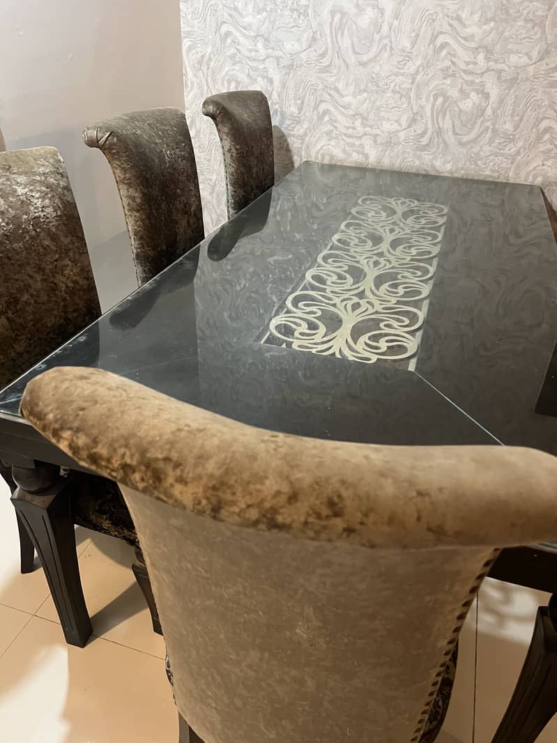 Dining Table for Sell 1