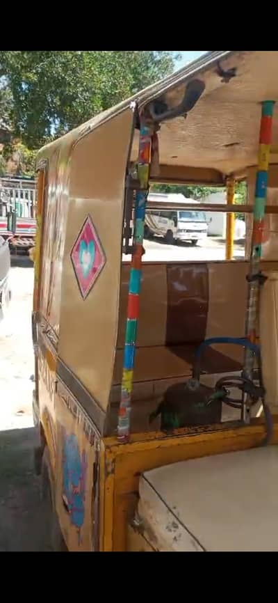 Tazraftar raksha far sell 19 madall good candishan dmand 140000 namba