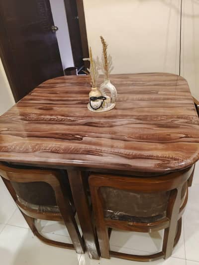 Dunning Table 4  Seater