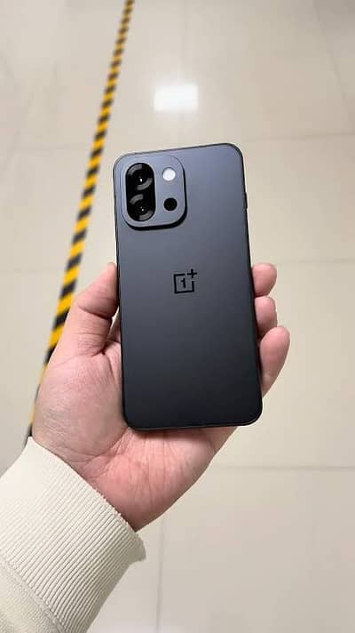 OnePlus 13t/13s 16/256