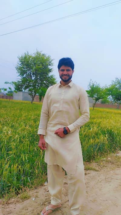 Need for male and female receptionist In HM fitness 2.0