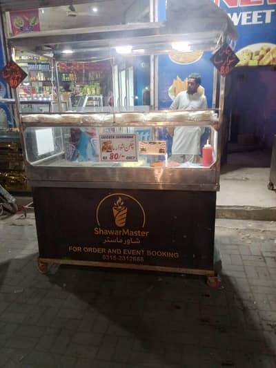 burger & shawarma stalll