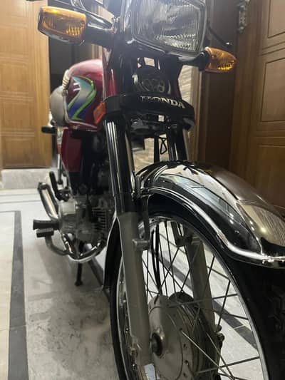 Honda CD 70 model 2024