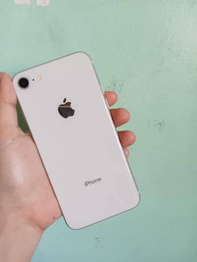 iphone 8 128GB full box Whatsapp no 03071462214
