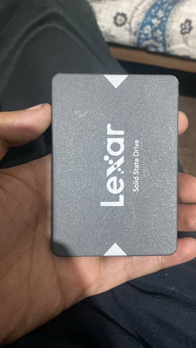 Lexar 128gb SSD 100% Health  10/10