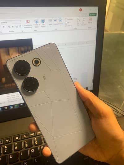 Tecno Camon 20 / 8GB / 256GB / Original Box & Charger / Pta Approved