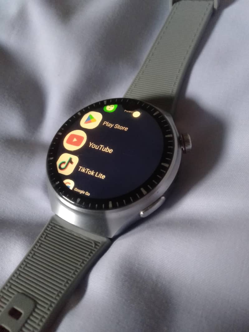 Android watch 4