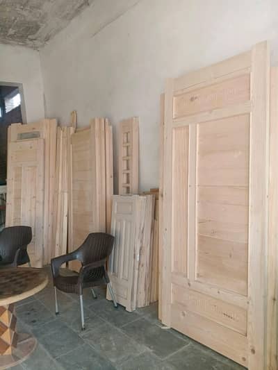 wooden doors 