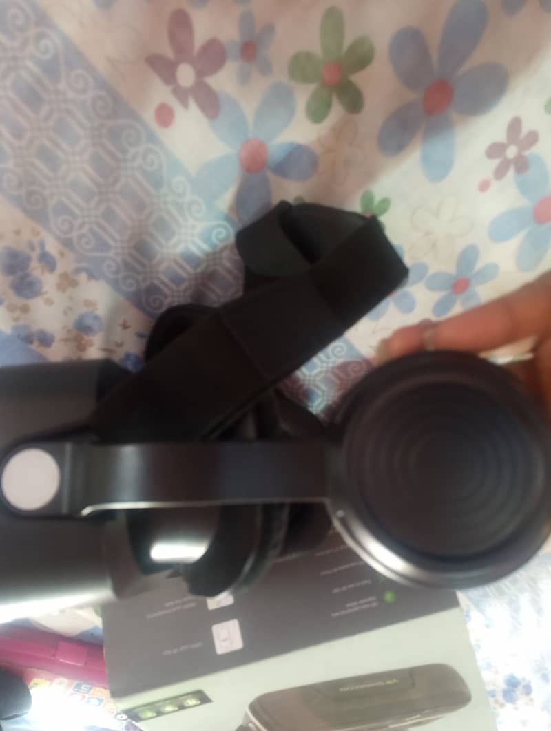 Headsets 1