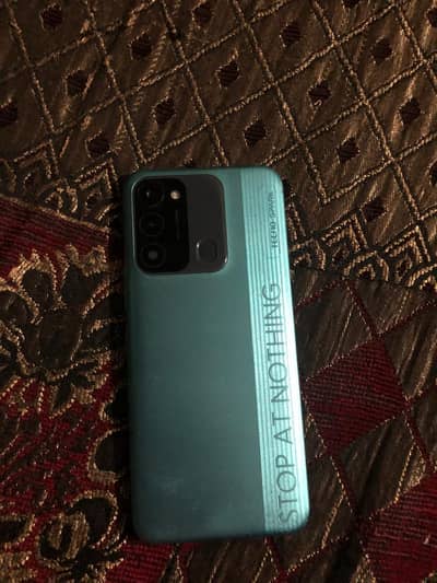 Tecno spark 8c