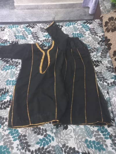 black and golden fancy suit chichawatni