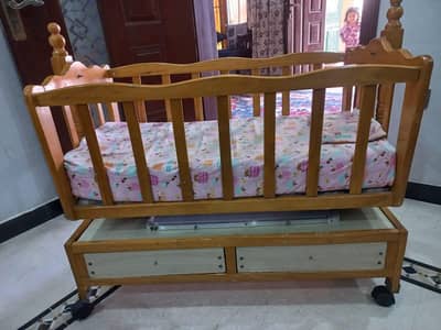 Baby Cot / Jhoola For Sale  Excellent Condition