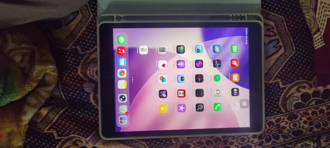 ipad 8th gen (Exchange Iphon . Android good Mobil)