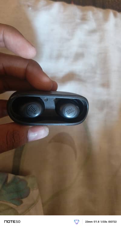 JBL WAVE BUDS D Like a New 17000 ke liye the