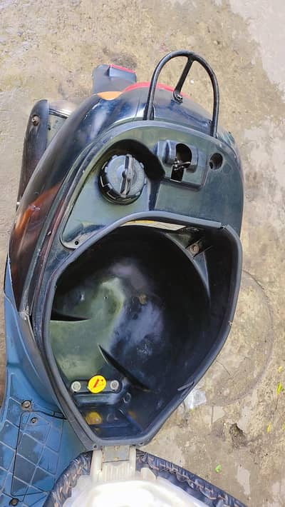 socty honda 2004 model