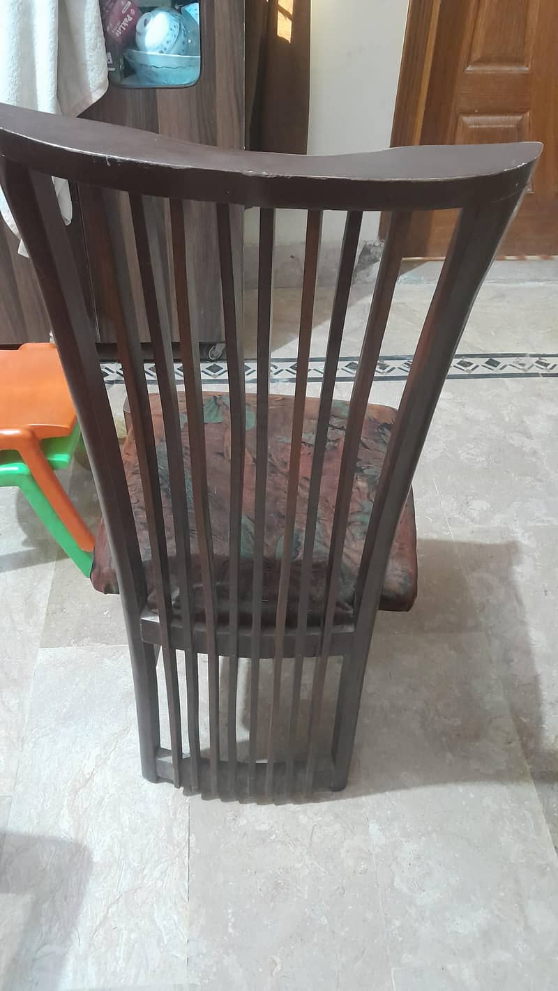 dinning table 0
