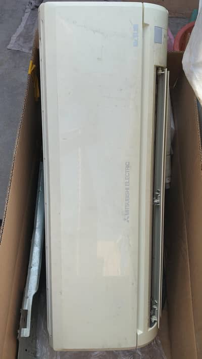 Mitsubishi Slim 1.5 Ton