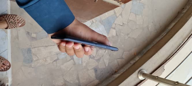 IPHONE SE 2023