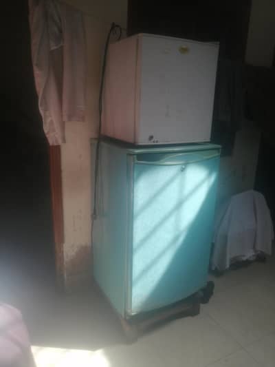 2 bed room fridge