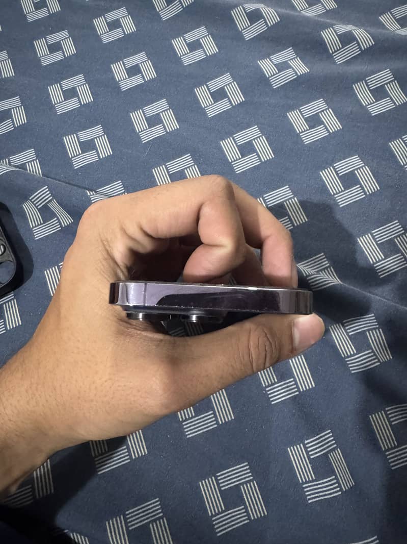 Iphone 14 pro 4