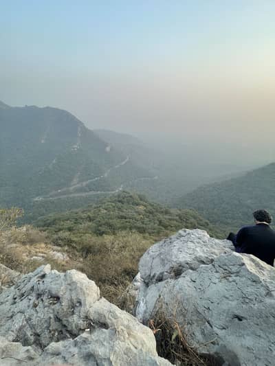 Female staff required for tourism company