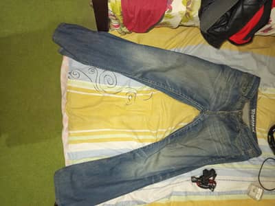 jean used avail  inbox ne for detail