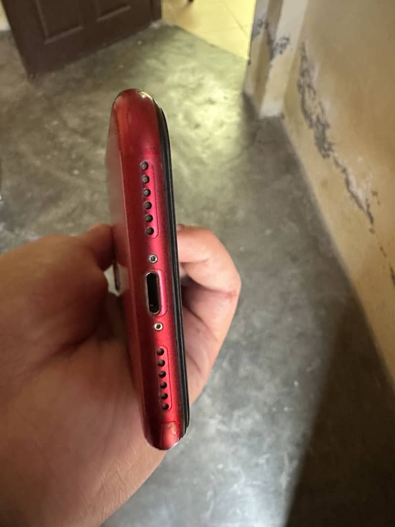 iPhone 11 5