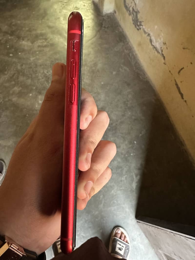 iPhone 11 6