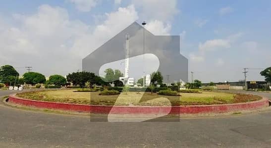 1 Kanal Plot for Sale | Ideal Location