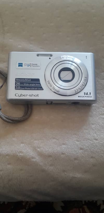 “Sony Cyber-shot Digital Camera 14.1MP – Carl Zeiss Lens | Good Condi