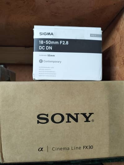 Sony Fx30 with Sigma 18-50 2.8mm Lens