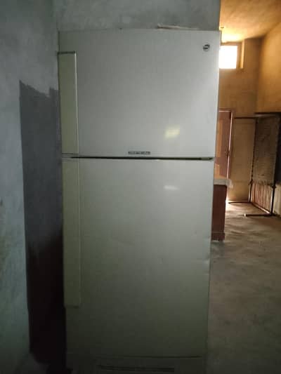 PEL Refrigerator & Freezer - Desire Infinite (For Sale)