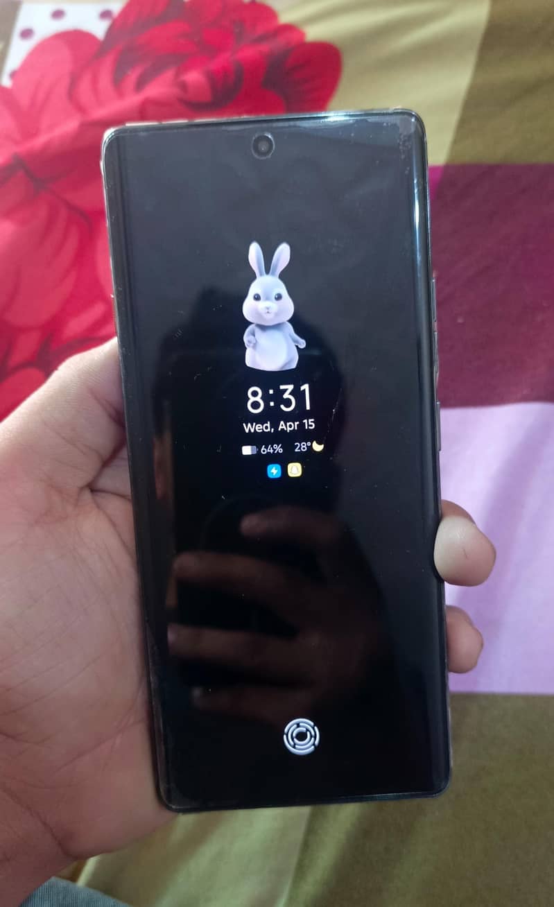 Tecno Camon 40 pro 0