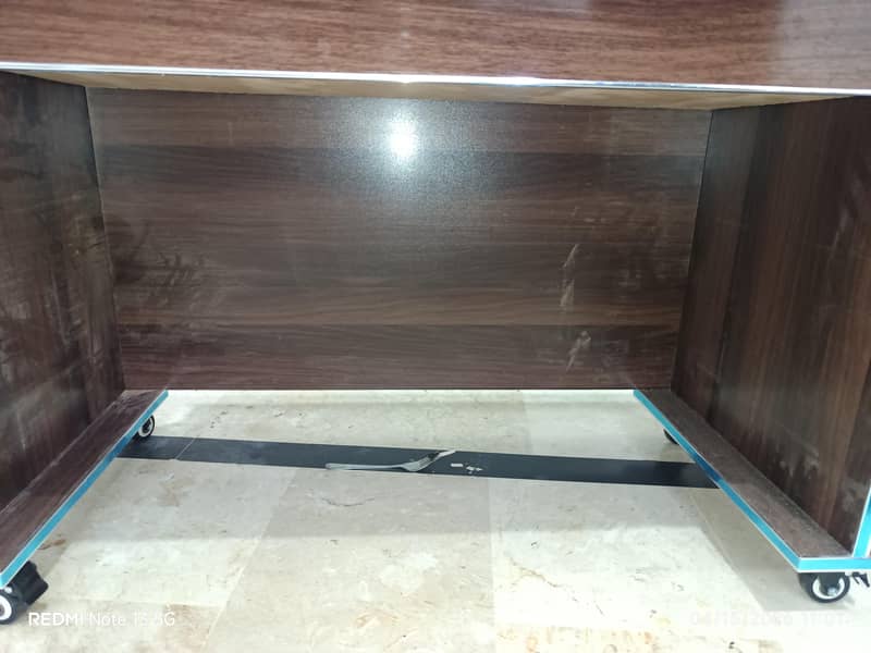 Moveable Sewing table (without sewing machine ) 0