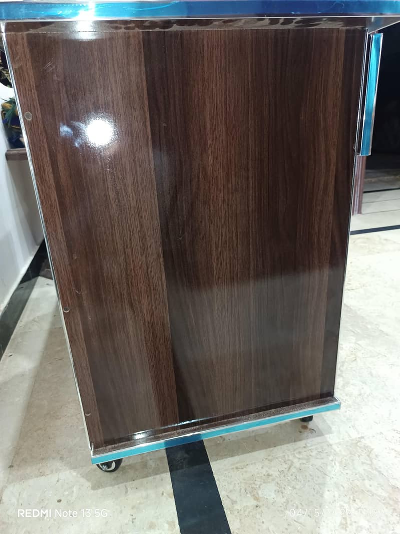 Moveable Sewing table (without sewing machine ) 2