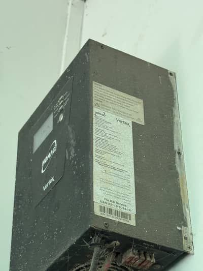 Homepage UPS with One Year Old 2 Heavy Batteries Only 55000