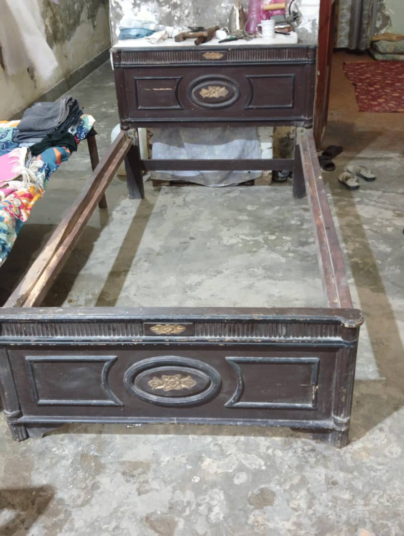 single Bed 0