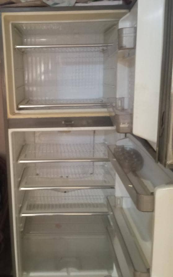 refrigerator 1