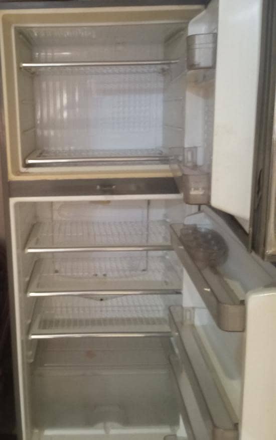 refrigerator 2