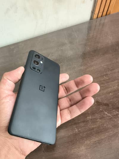 OnePlus 9 Pro